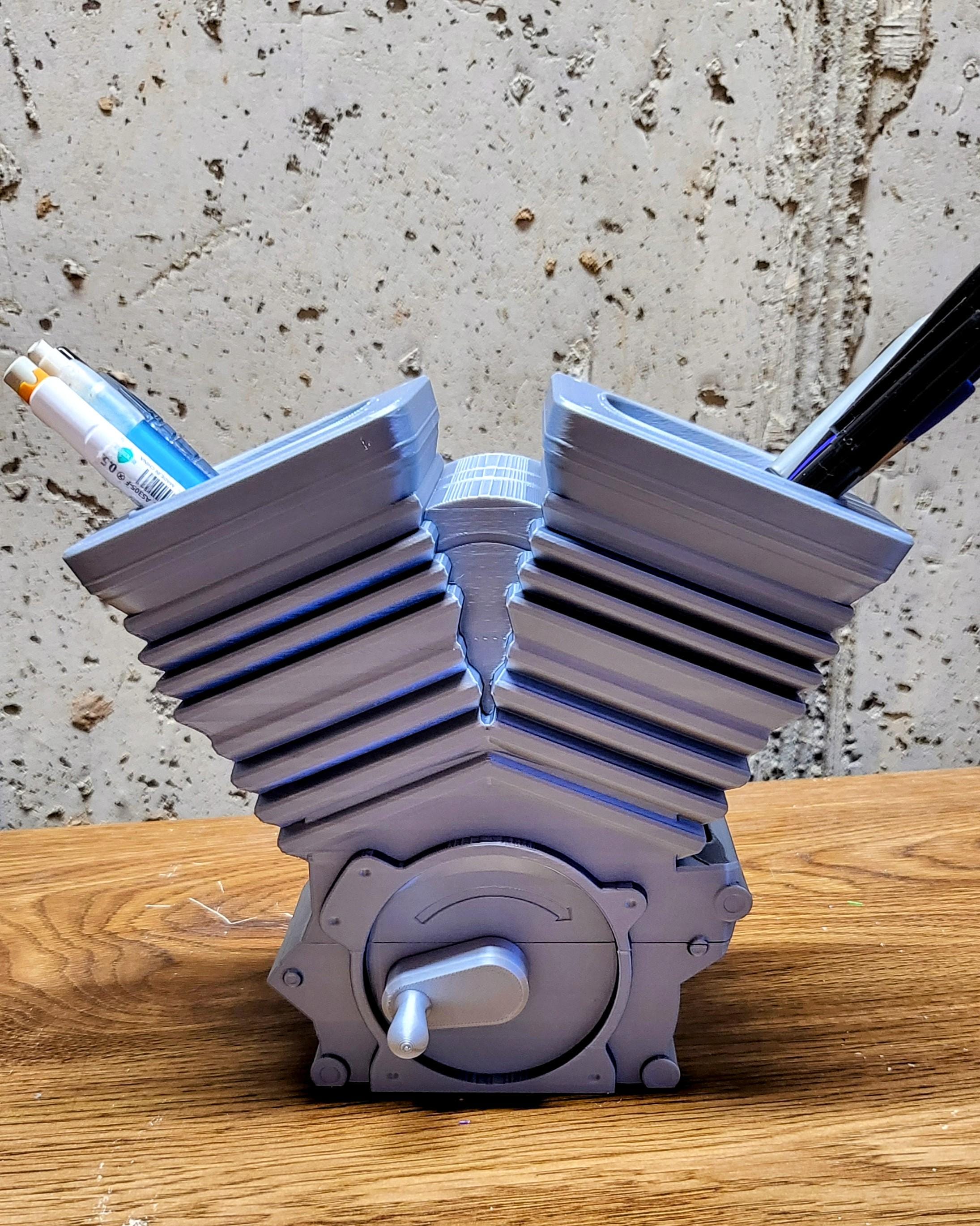 3D Printed V-Twin Pen Holder