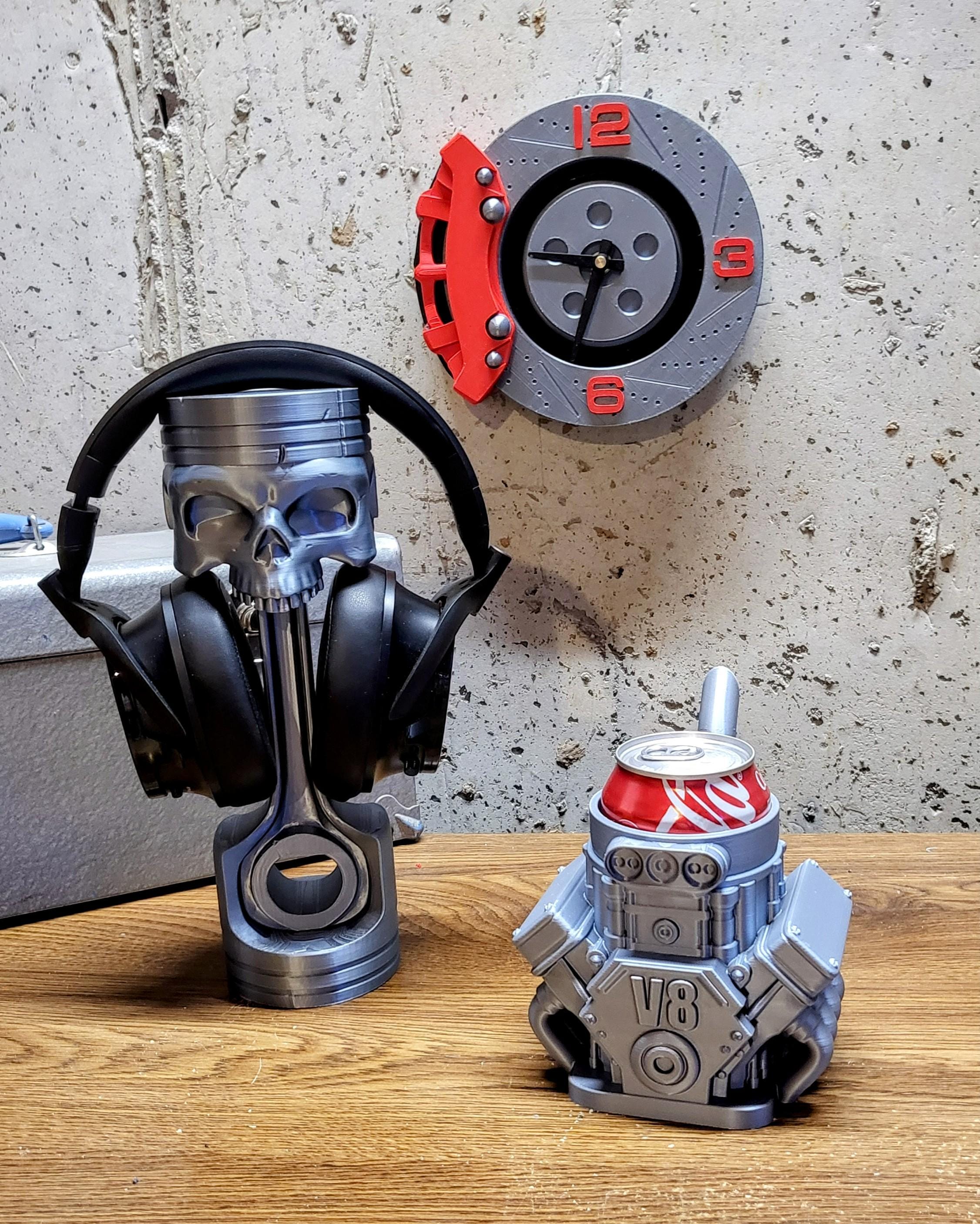 Skull Piston Headphone Stand