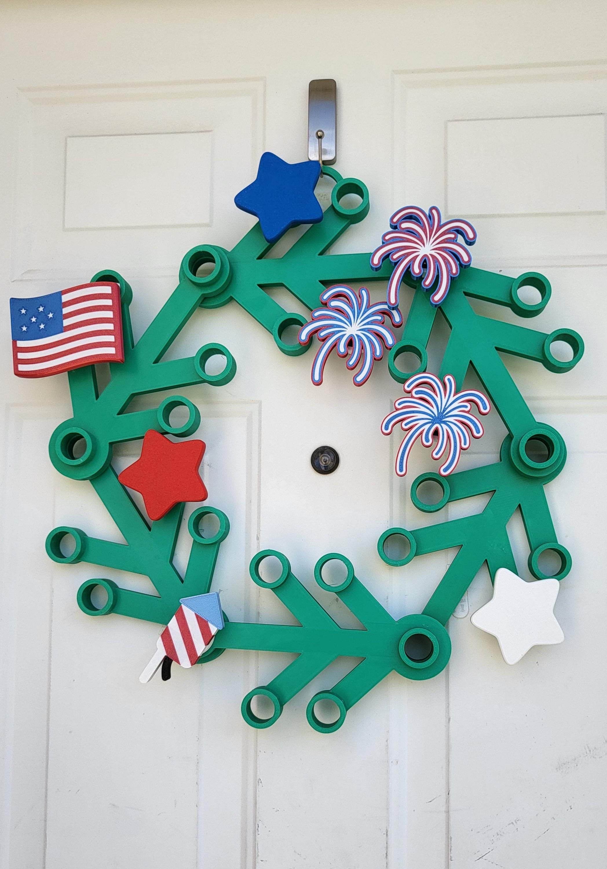 Patriotic 3D Printed LEGO Inspired Wreath