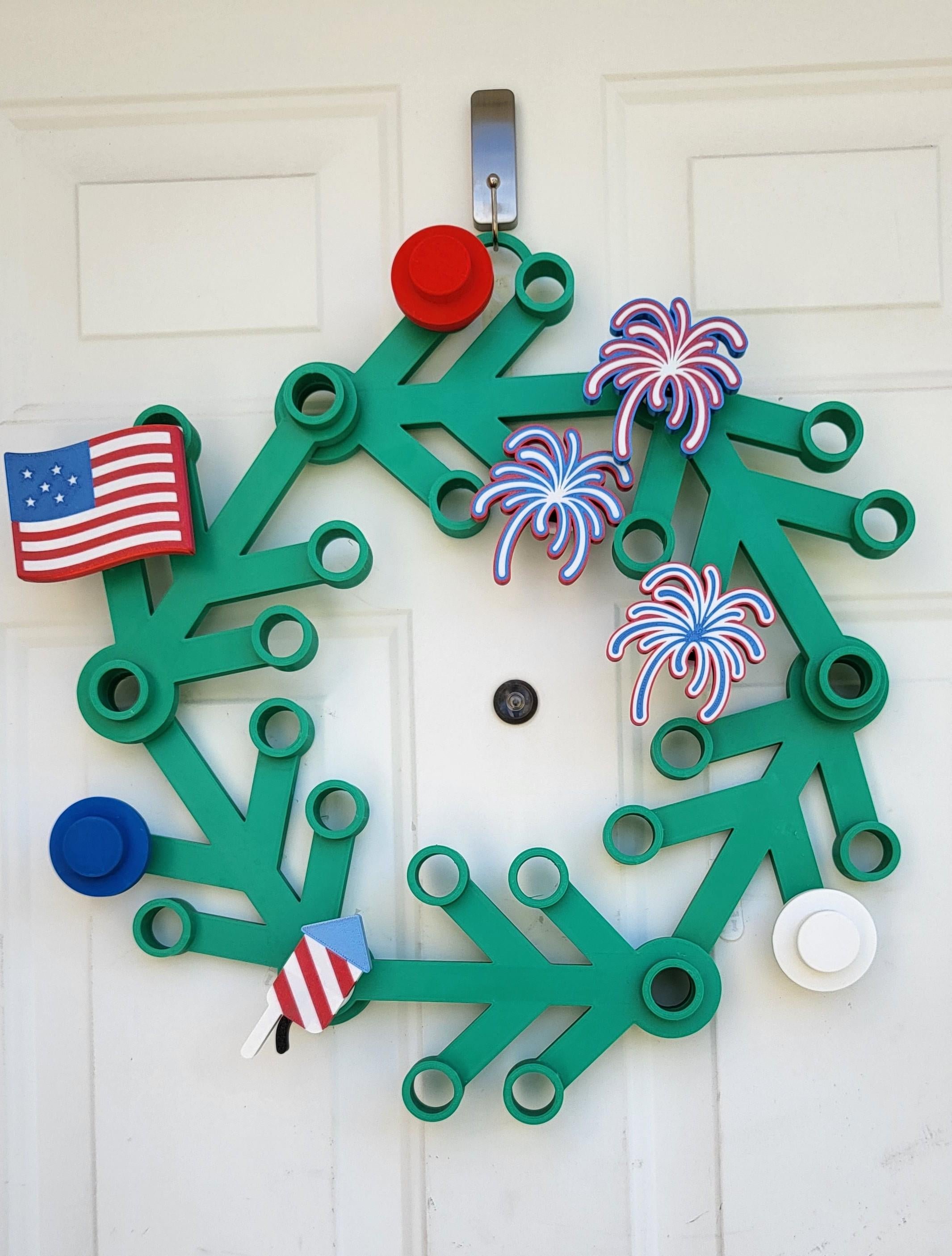 Patriotic 3D Printed LEGO Inspired Wreath